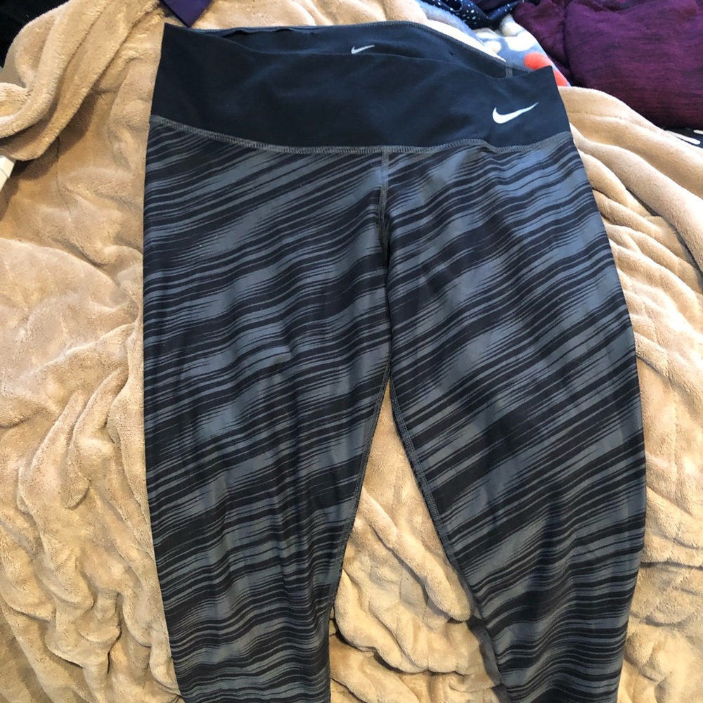 Nike medium workout leggings- Minnesota